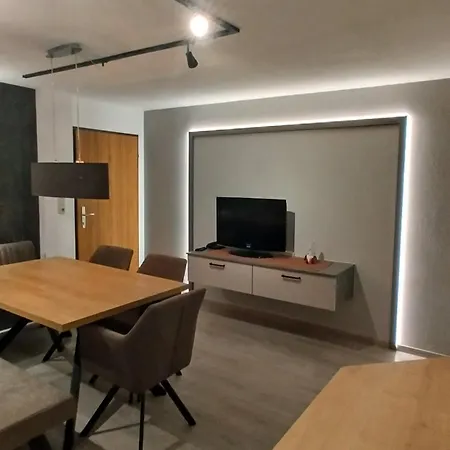 Appartamento Haus Enzian Lermoos Esterno foto