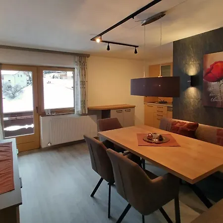 Appartamento Haus Enzian Lermoos Esterno foto